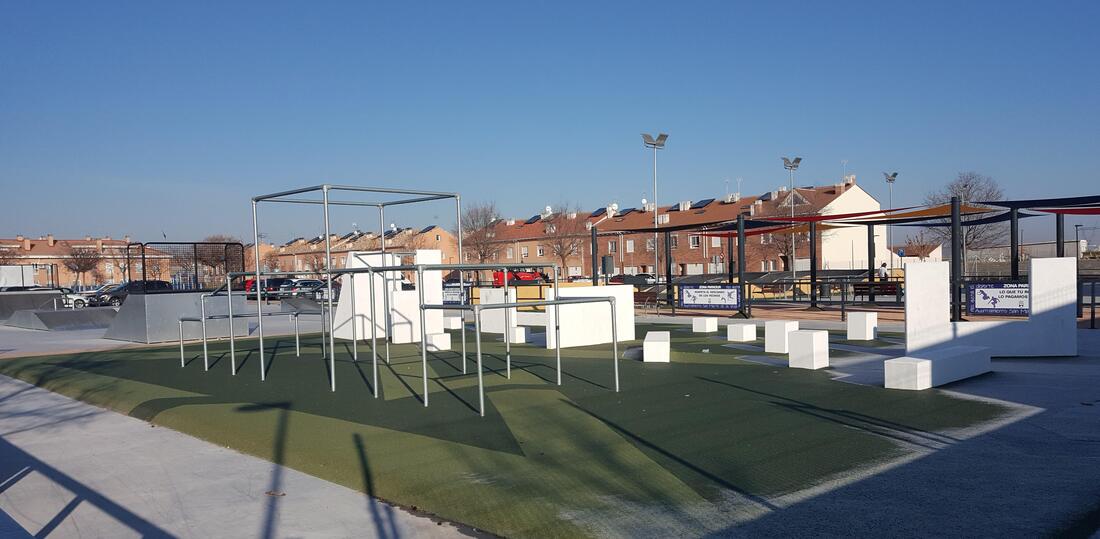 Pista de Parkour y Skate Park